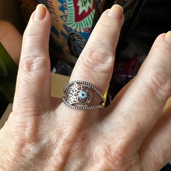 925 Sterling Silver Hamsa Ring - Picture 5 of 7